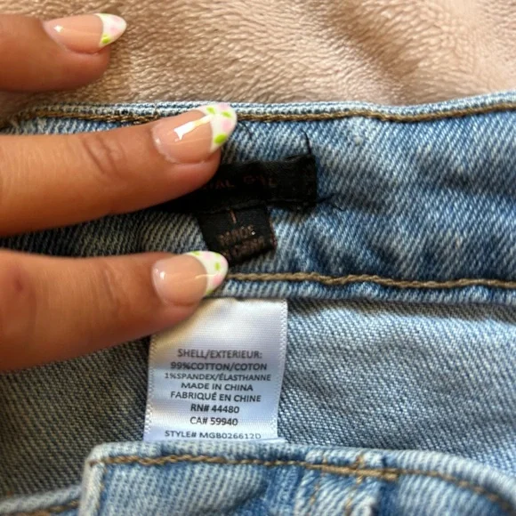 Cute shorts for summer - Picture 2 of 2